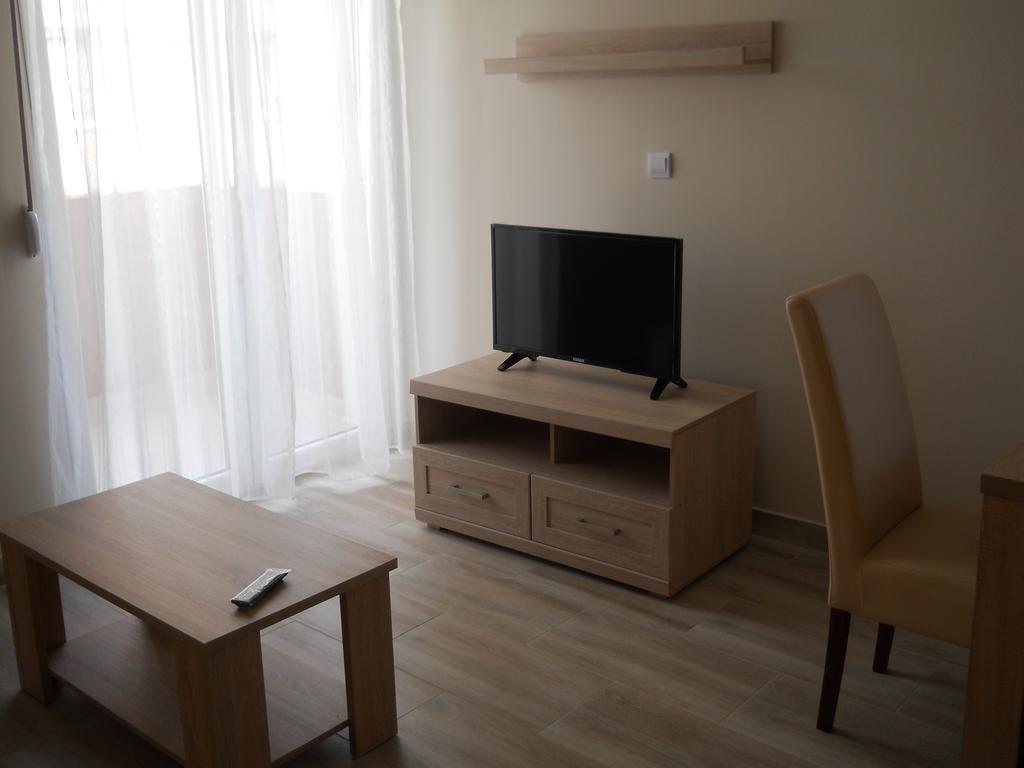 Apartments Mira Tivat Exterior foto