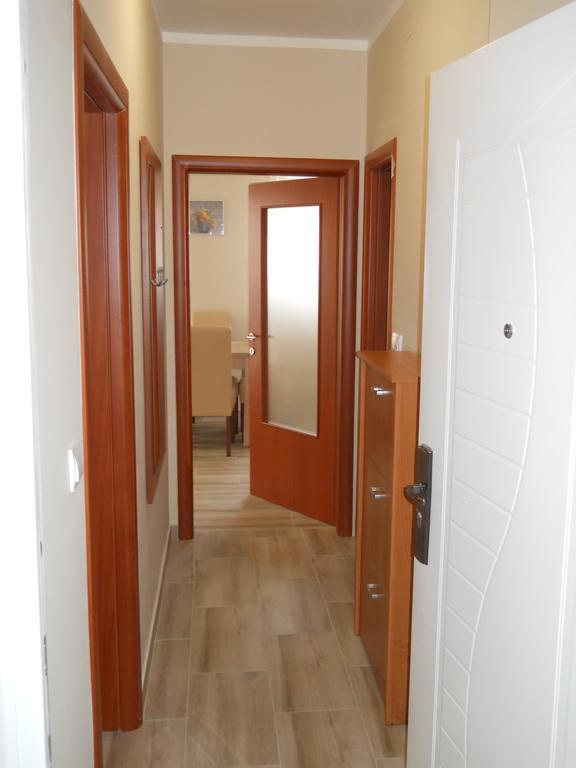 Apartments Mira Tivat Exterior foto